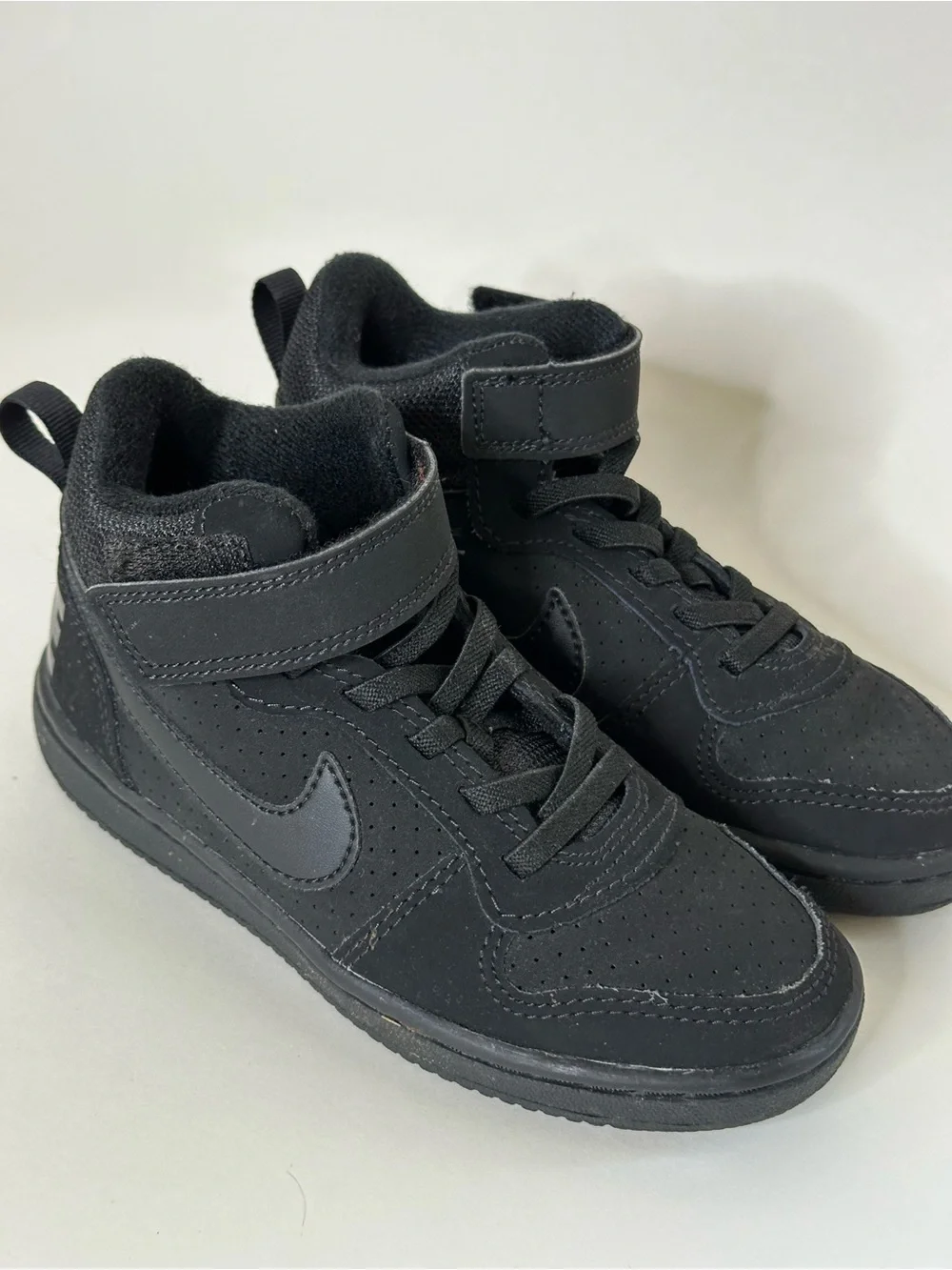 Nike Kids Black High-Top Strap Sneakers